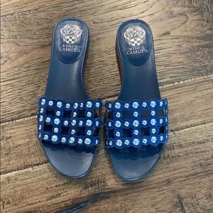 New Woman’s, 9M, Navy slip on shoes. SO cute!